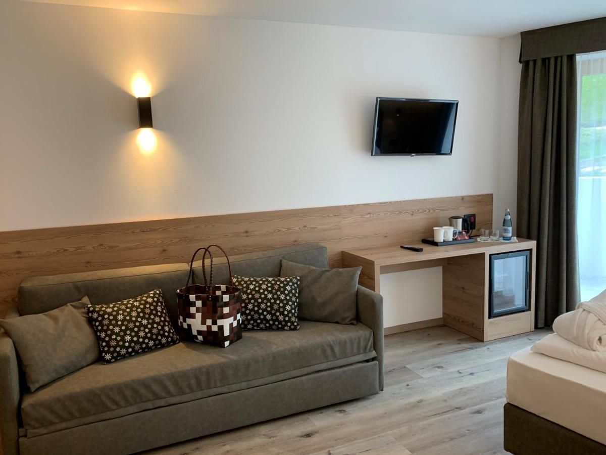 Hotel Miravalle Сорага Екстериор снимка