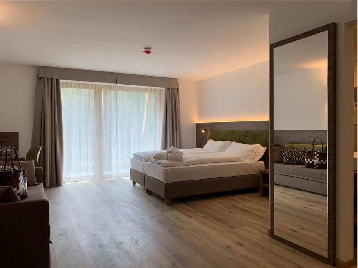 Hotel Miravalle Сорага Екстериор снимка