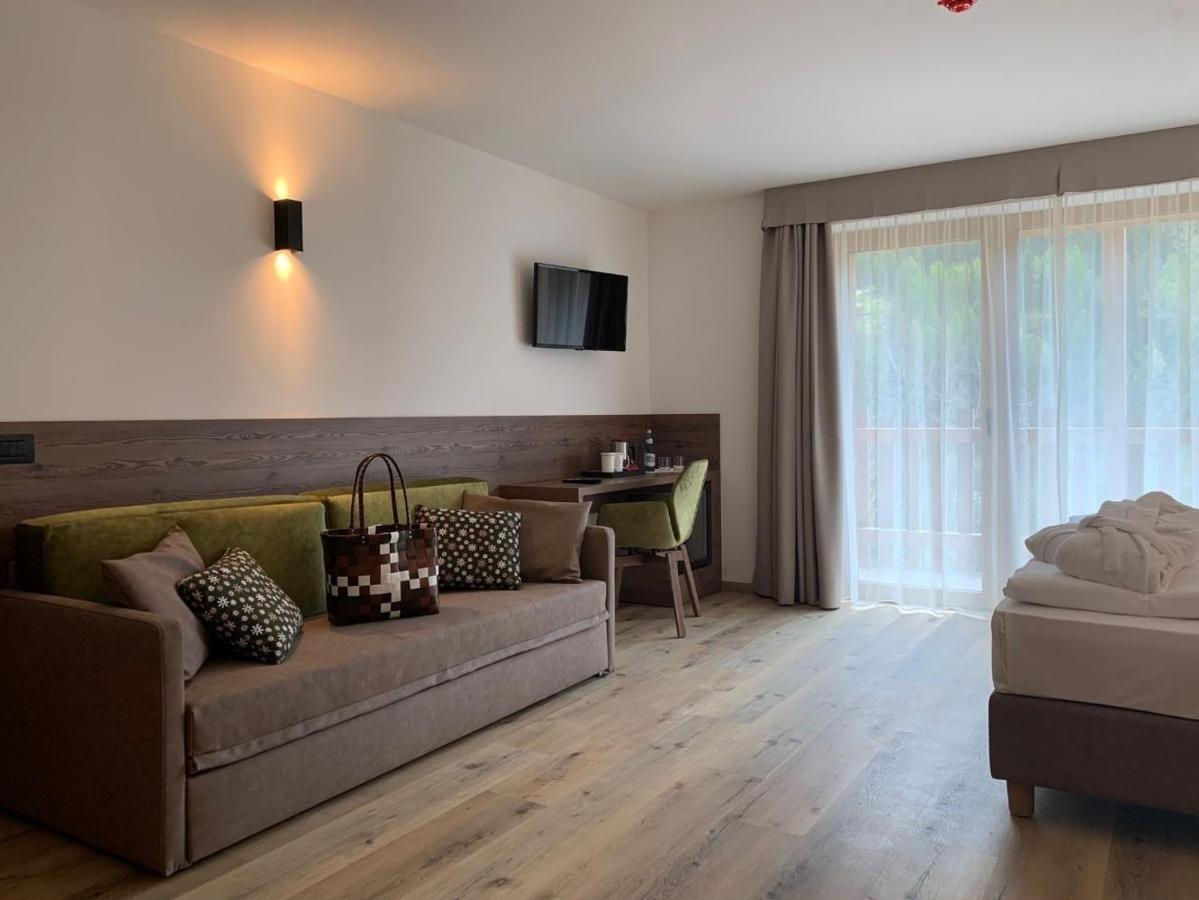 Hotel Miravalle Сорага Екстериор снимка