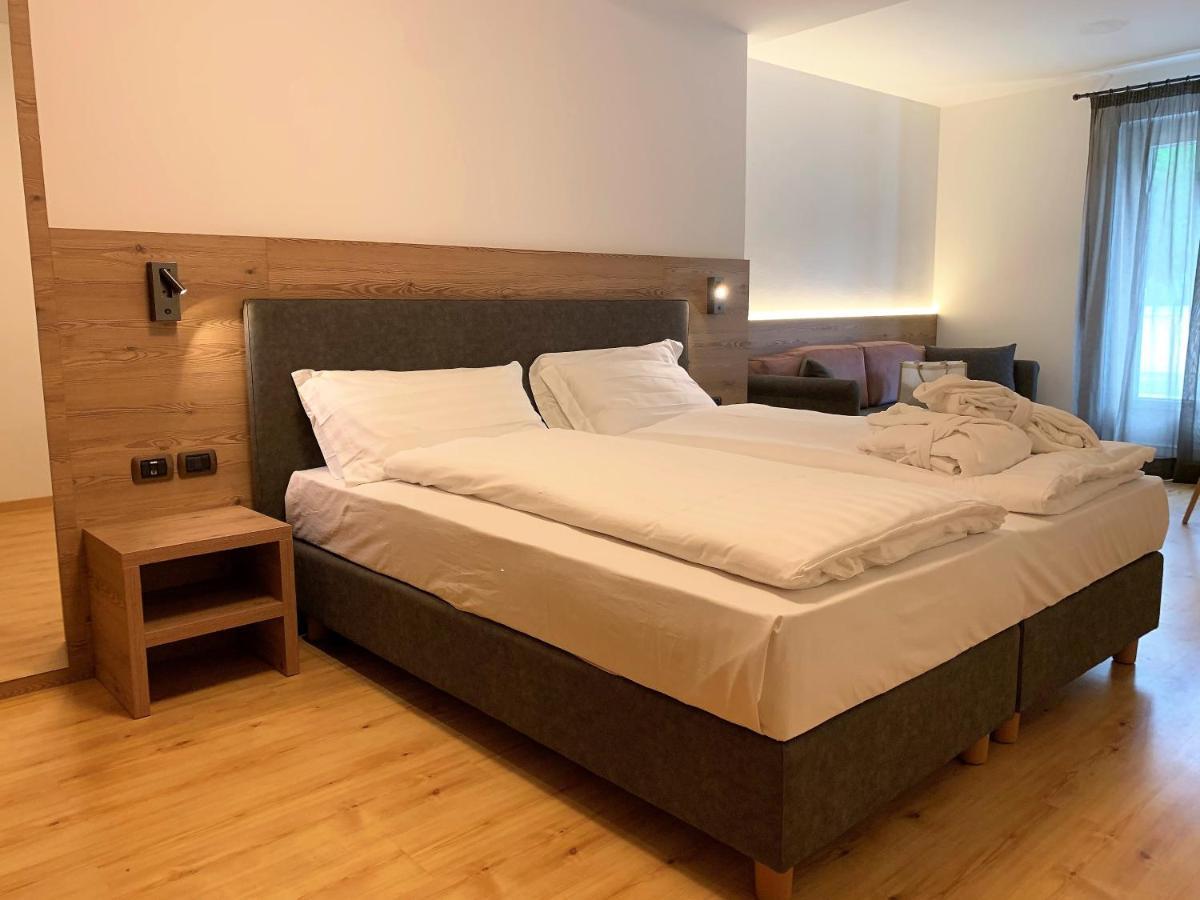 Hotel Miravalle Сорага Екстериор снимка