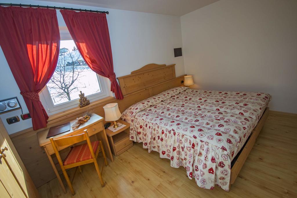 Hotel Miravalle Сорага Екстериор снимка